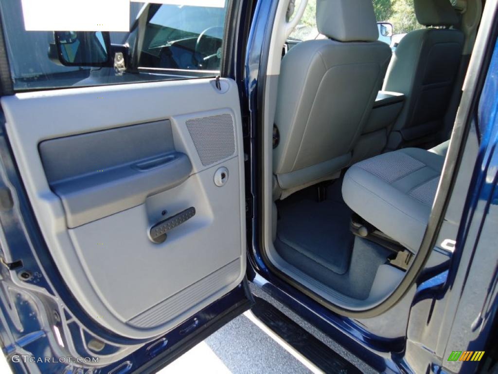 2007 Ram 1500 ST Quad Cab 4x4 - Patriot Blue Pearl / Medium Slate Gray photo #7