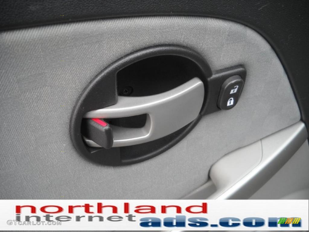 2006 Equinox LT AWD - Galaxy Silver Metallic / Light Gray photo #16