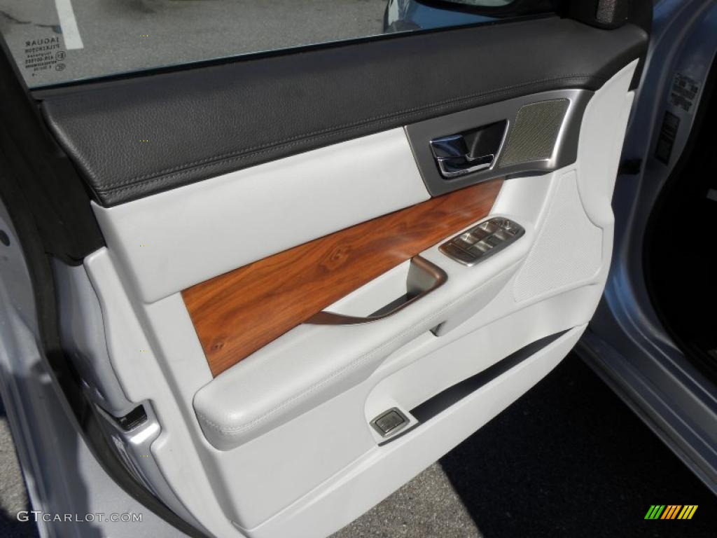 2010 Jaguar XF Sport Sedan Dove Door Panel Photo #43488820