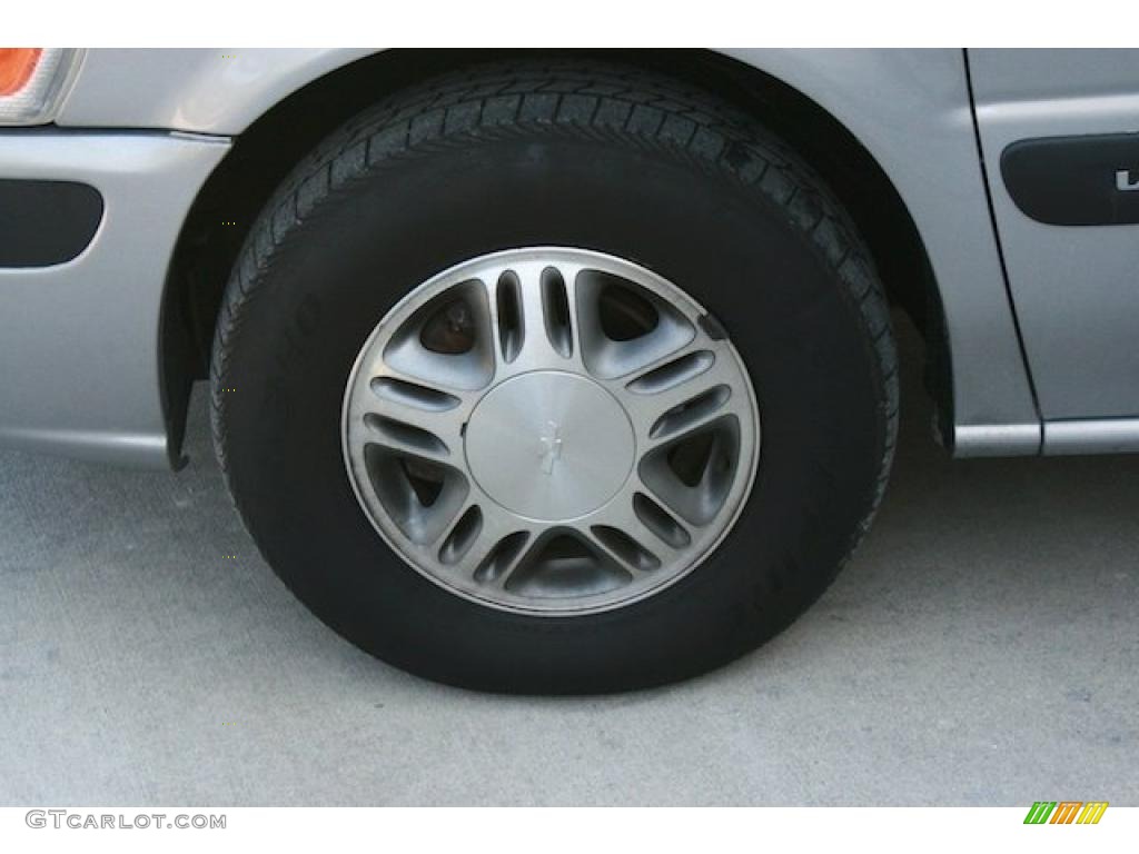 2001 Chevrolet Venture Standard Venture Model Wheel Photo #43489000