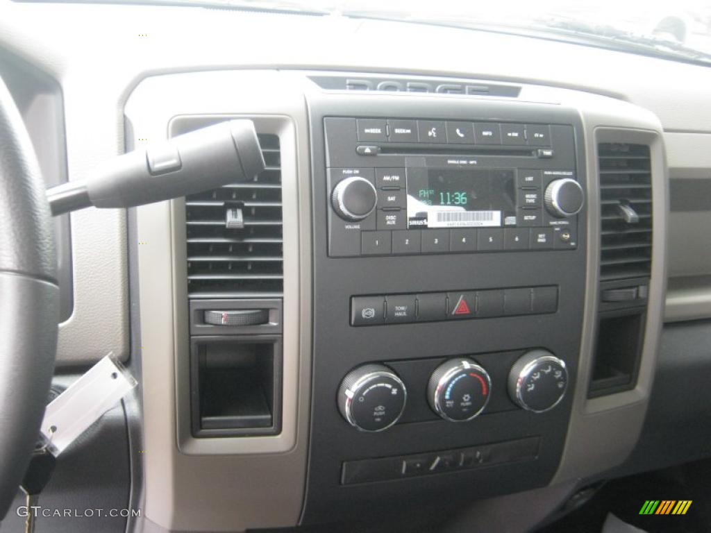 2011 Dodge Ram 3500 HD ST Regular Cab 4x4 Dually Controls Photo #43491140