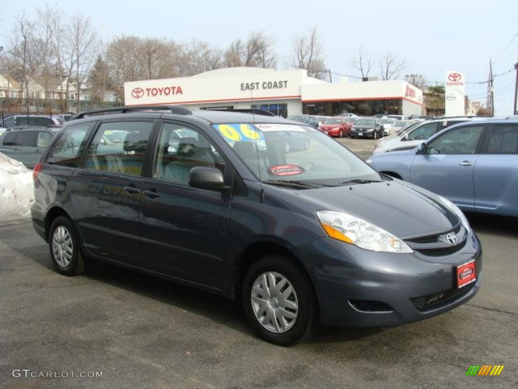 Slate Metallic Toyota Sienna