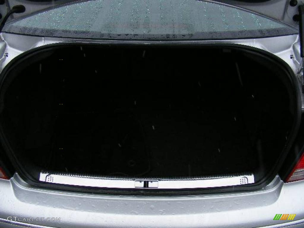 2005 Jetta GLS Sedan - Reflex Silver Metallic / Black photo #24