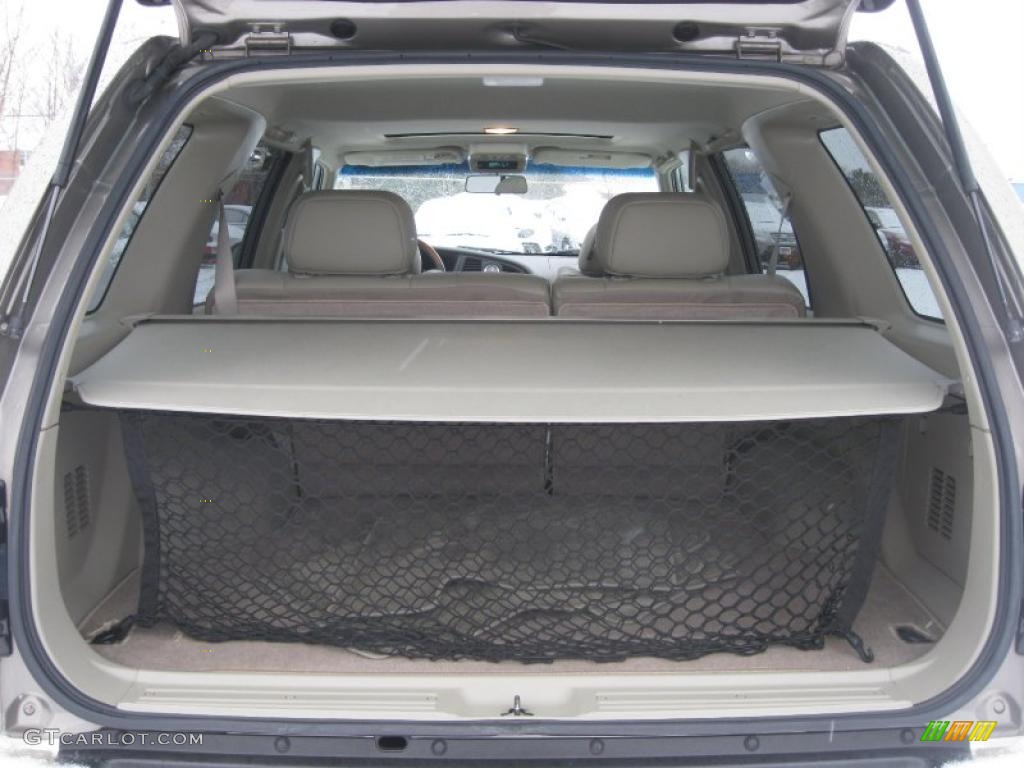 2002 QX4 4x4 - Bronze Metallic / Stone Beige photo #11