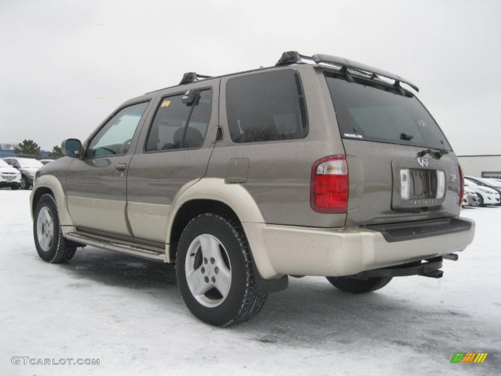2002 QX4 4x4 - Bronze Metallic / Stone Beige photo #17