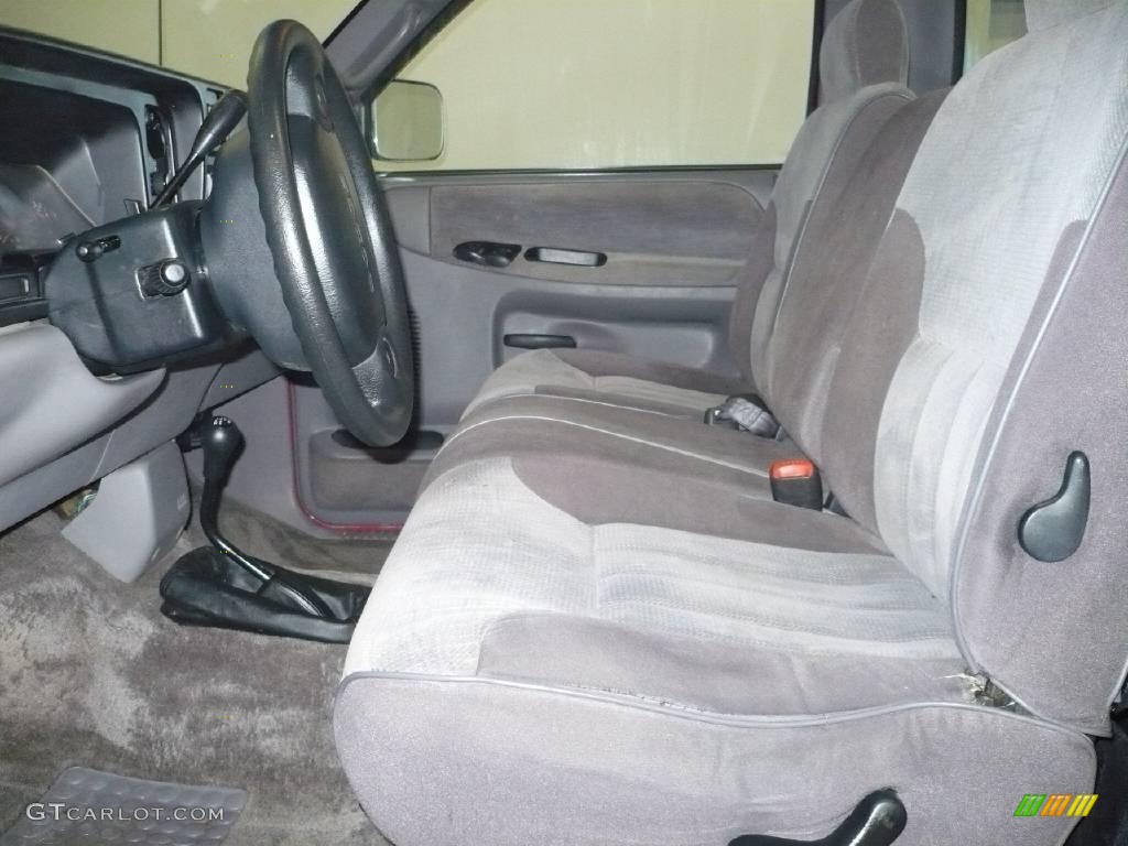 1995 Ram 1500 LT Regular Cab 4x4 - Poppy Red / Gray photo #7