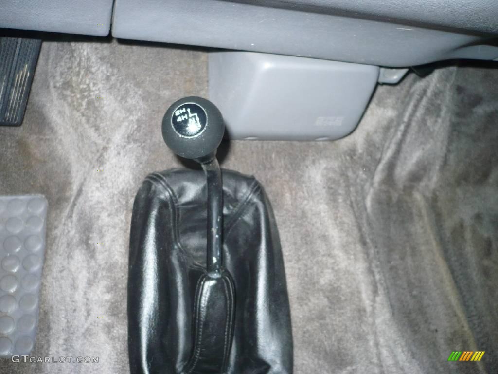 1995 Ram 1500 LT Regular Cab 4x4 - Poppy Red / Gray photo #16