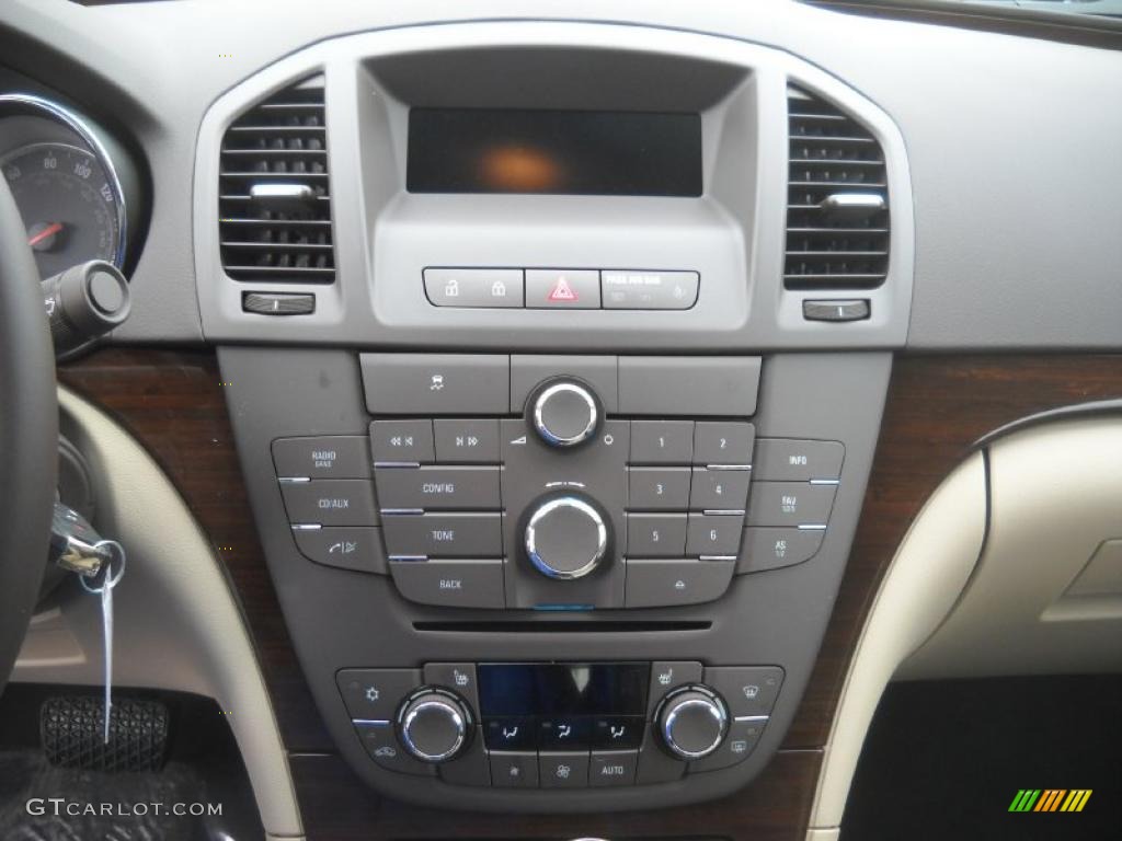 2011 Buick Regal CXL Controls Photo #43504803