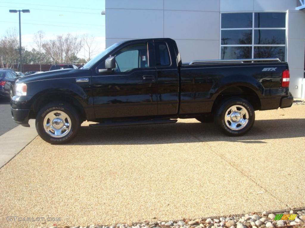 2006 F150 STX Regular Cab - Black / Medium/Dark Flint photo #3
