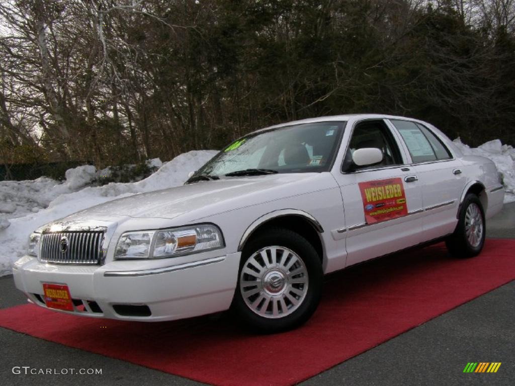 2006 Grand Marquis LS - Vibrant White / Medium Light Stone photo #1