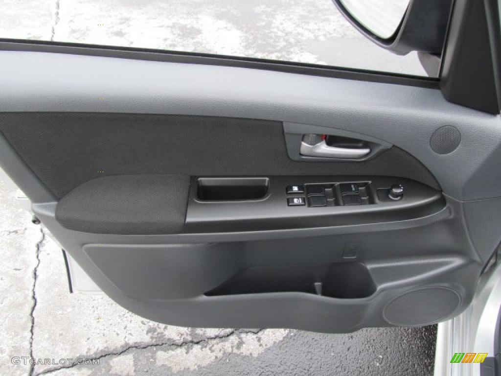 2010 Suzuki SX4 SportBack GTS Door Panel Photos