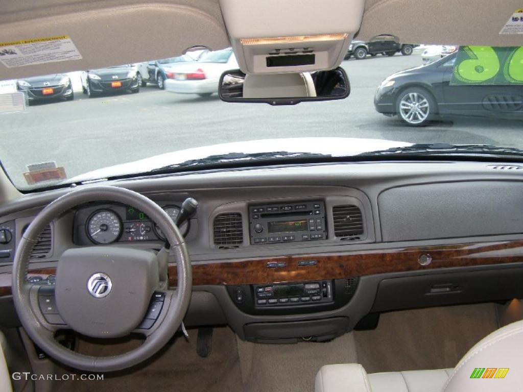 2006 Grand Marquis LS - Vibrant White / Medium Light Stone photo #21