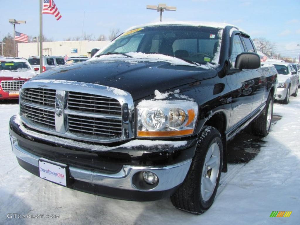 2006 Ram 1500 SLT Quad Cab 4x4 - Brilliant Black Crystal Pearl / Medium Slate Gray photo #1