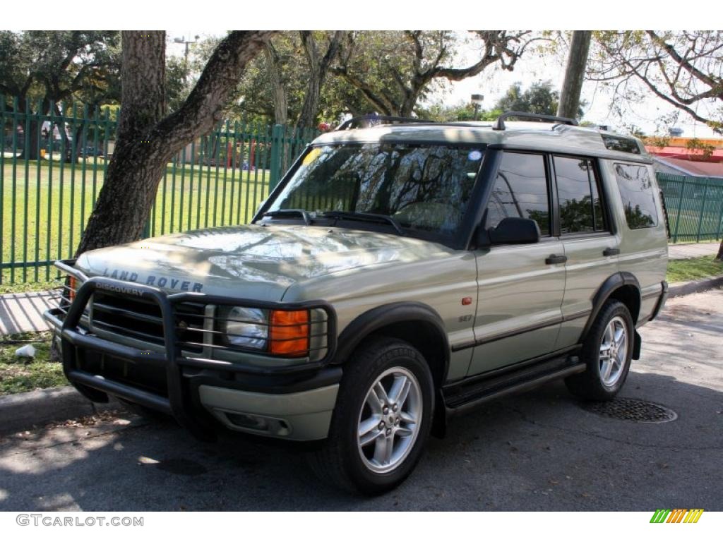Vienna Green Pearl Land Rover Discovery II