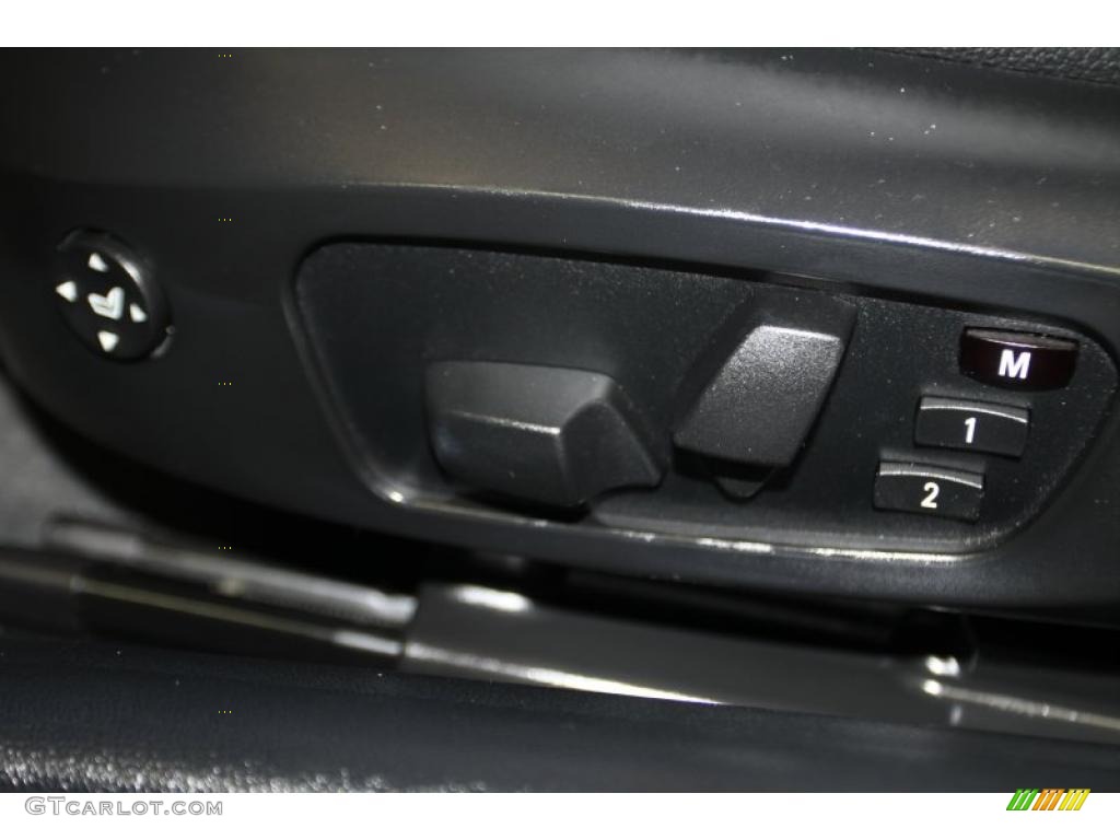 2009 BMW 3 Series 328i Coupe Controls Photo #43518283