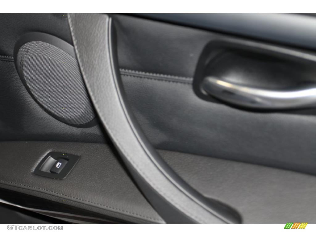 2009 3 Series 328i Coupe - Titanium Silver Metallic / Black photo #37