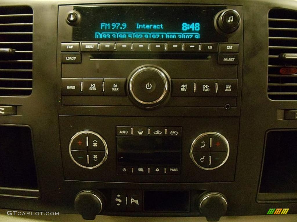 2008 Chevrolet Silverado 2500HD LT Crew Cab Controls Photo #43519435