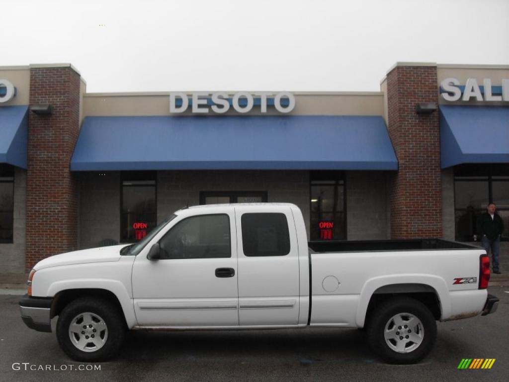 2004 Silverado 1500 Z71 Extended Cab 4x4 - Summit White / Dark Charcoal photo #1