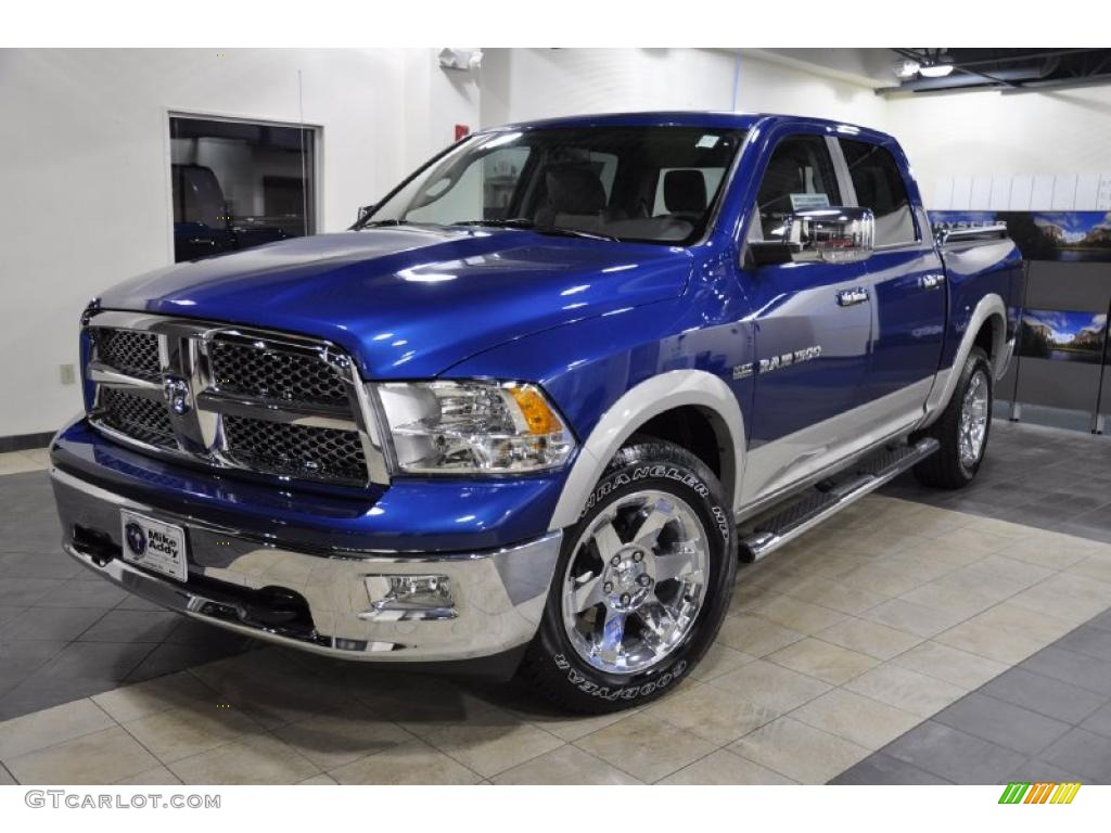 2011 Ram 1500 Laramie Crew Cab 4x4 - Deep Water Blue Pearl / Light Pebble Beige/Bark Brown photo #2