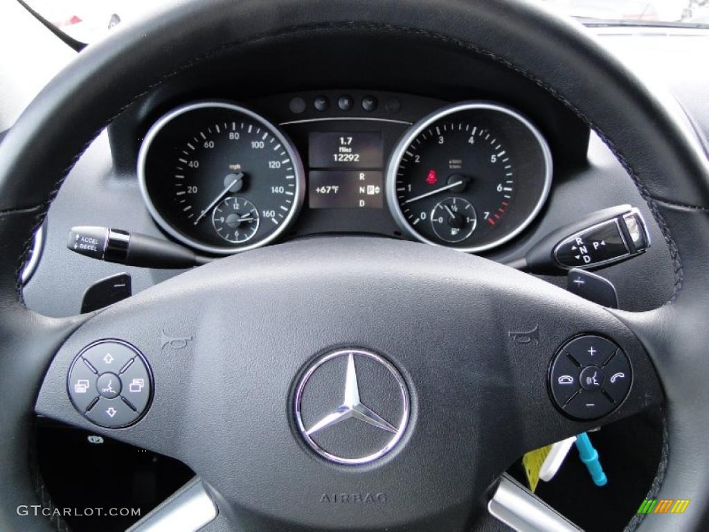 2010 Mercedes-Benz ML 350 Controls Photo #43536550