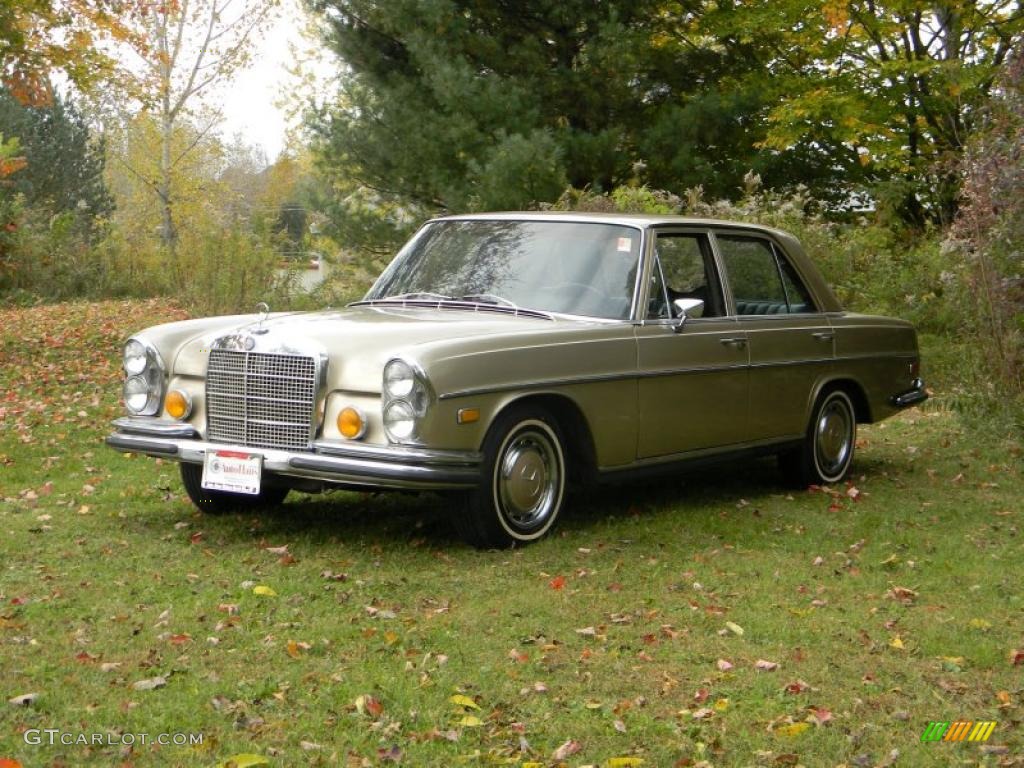 Sand Beige Metallic 1971 Mercedes-Benz S Class 280SE 3.5 Sedan Exterior Photo #43536662
