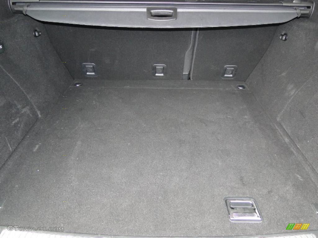 2010 Mercedes-Benz ML 350 Trunk Photo #43536782