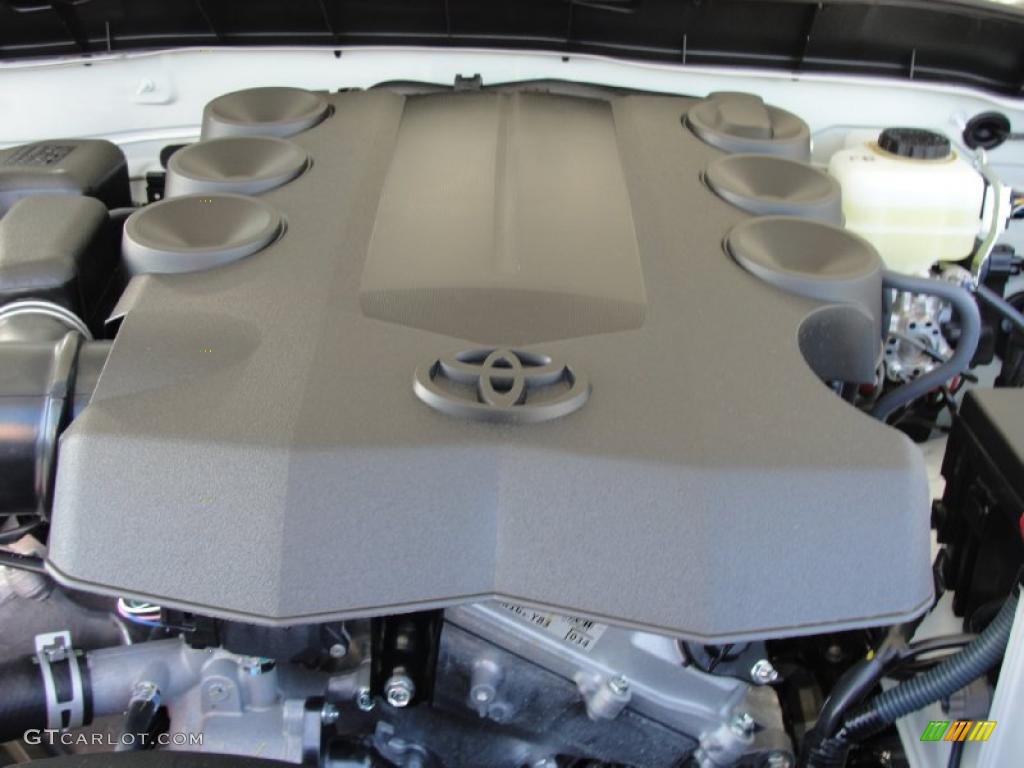 2011 Toyota FJ Cruiser Standard FJ Cruiser Model 4.0 Liter DOHC 24-Valve Dual VVT-i V6 Engine Photo #43536814