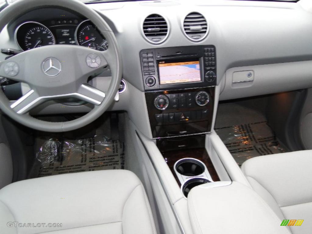 2010 Mercedes-Benz ML 350 Ash Dashboard Photo #43537230