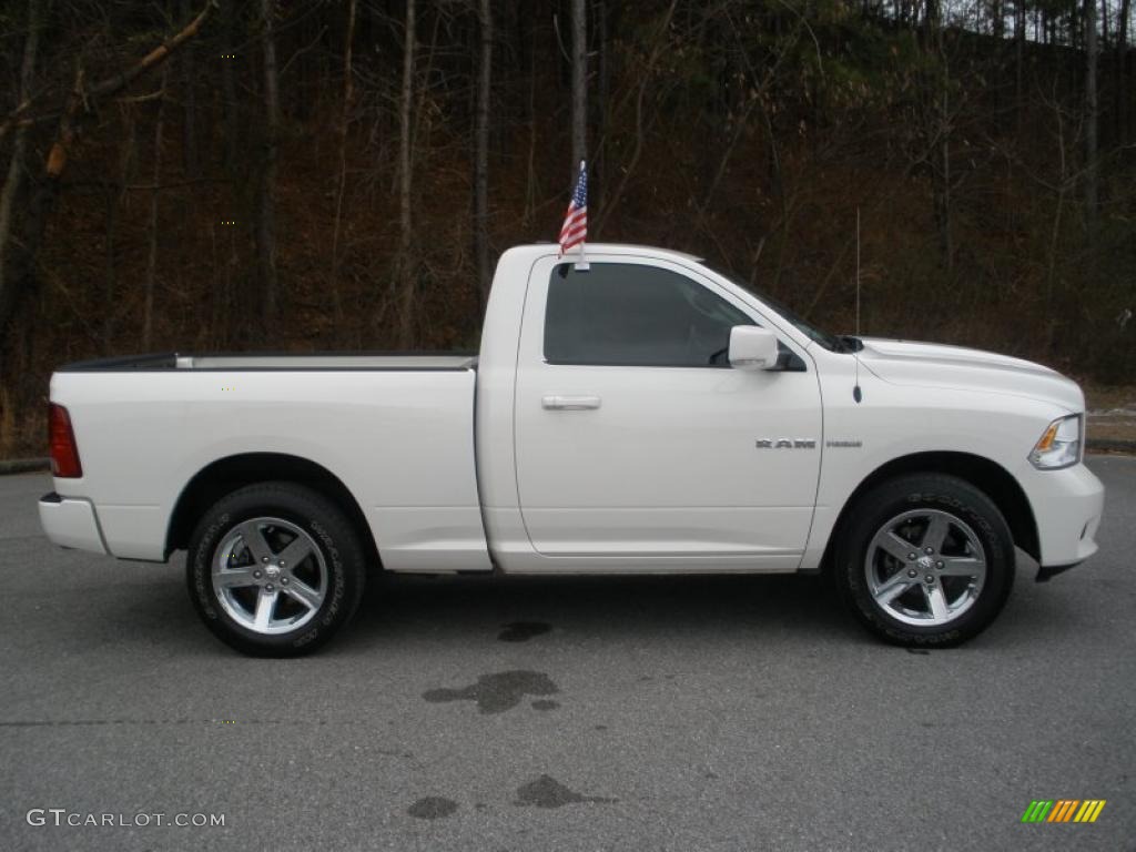 2009 Ram 1500 R/T Regular Cab - Stone White / Dark Slate Gray photo #2