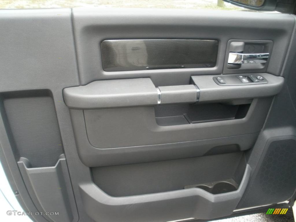 2009 Dodge Ram 1500 R/T Regular Cab Dark Slate Gray Door Panel Photo #43539203
