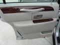 Silver Birch Metallic - Town Car Signature Photo No. 28