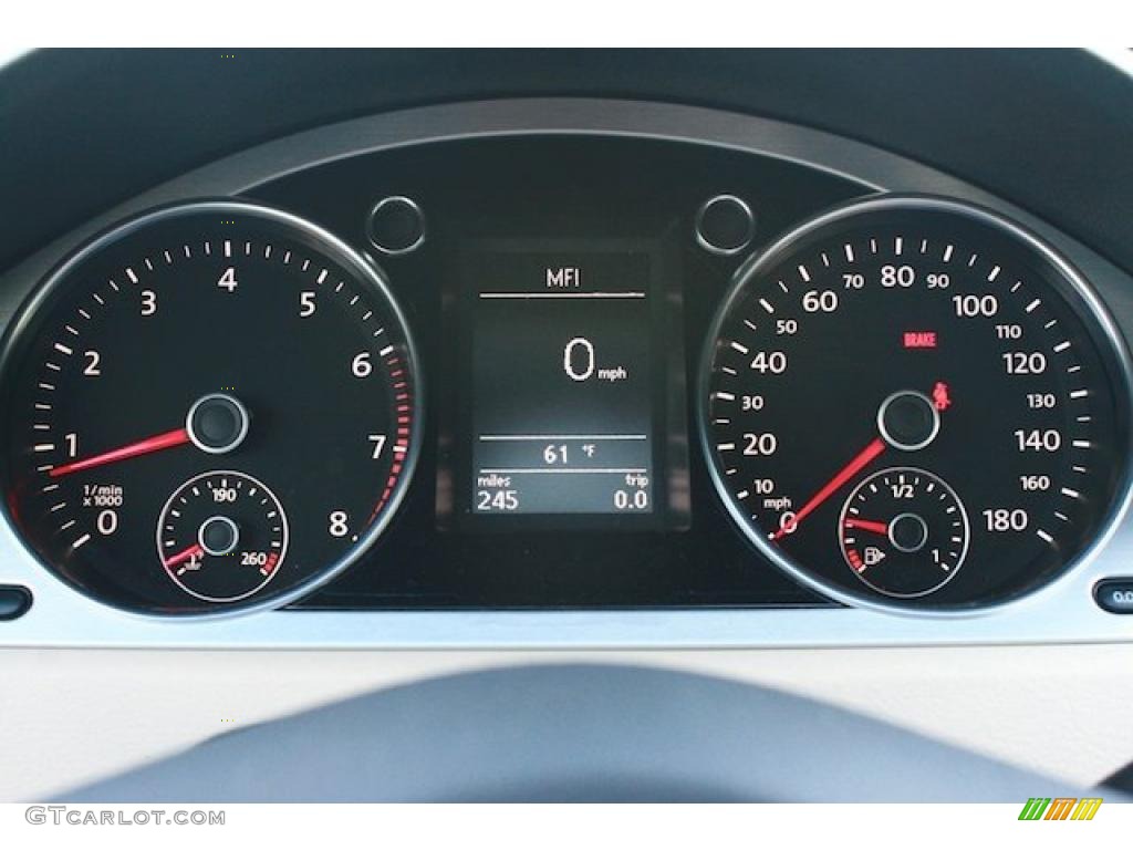 2011 Volkswagen CC Lux Gauges Photo #43541964