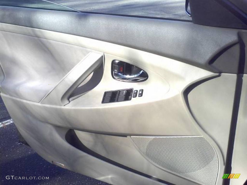 2007 Camry CE - Black / Ash photo #12