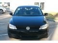 Black - Jetta SE Sedan Photo No. 2