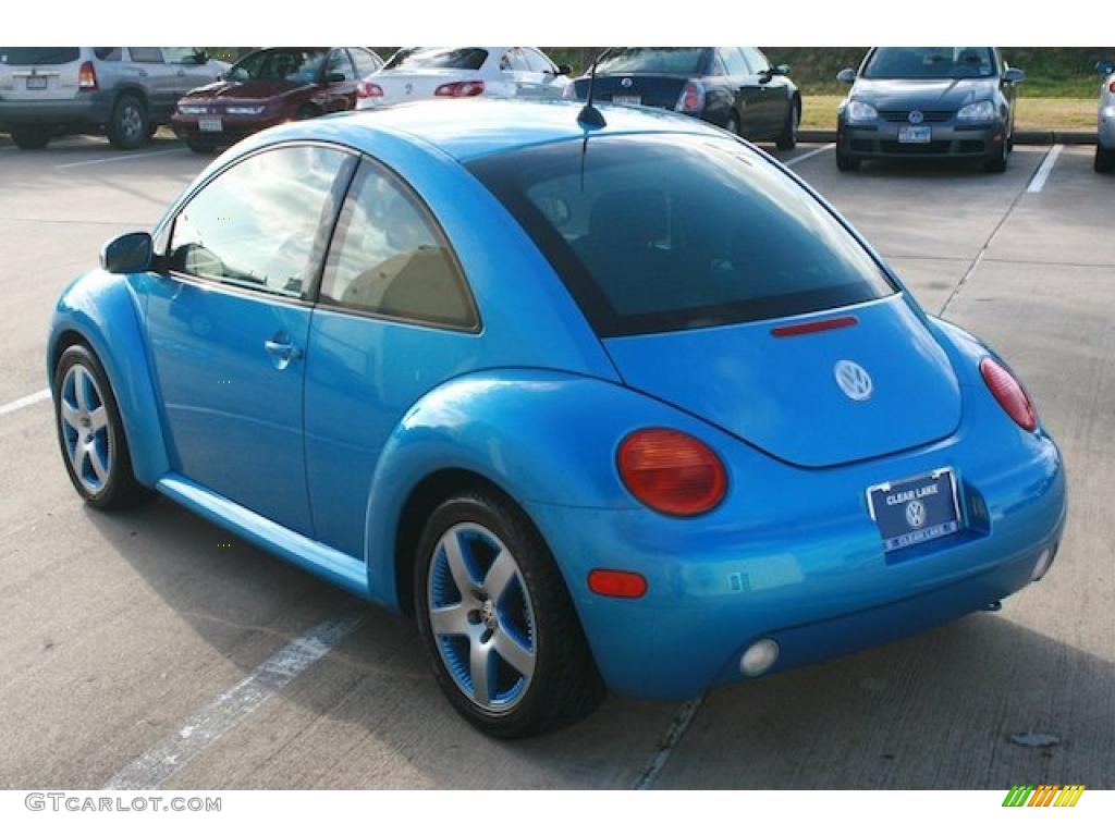 Mailbu Blue Metallic 2004 Volkswagen New Beetle Satellite Blue Edition Coupe Exterior Photo #43544012