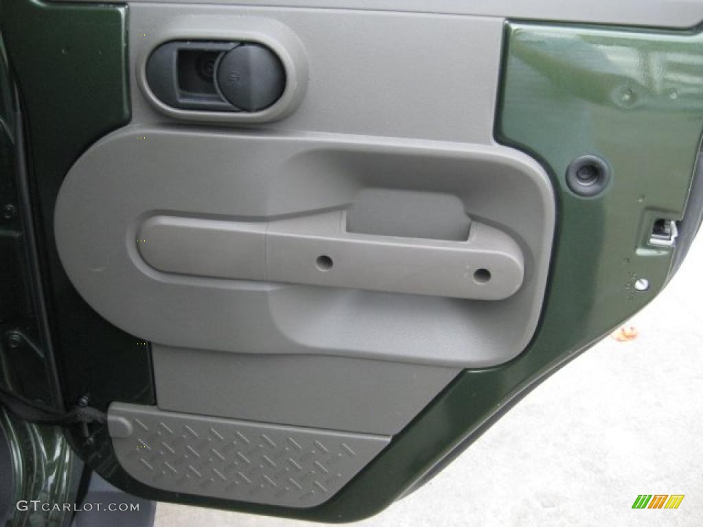 2009 Wrangler Unlimited Sahara 4x4 - Jeep Green Metallic / Dark Slate Gray/Medium Slate Gray photo #17