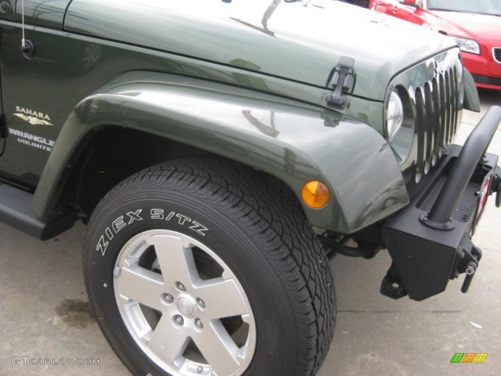2009 Wrangler Unlimited Sahara 4x4 - Jeep Green Metallic / Dark Slate Gray/Medium Slate Gray photo #46