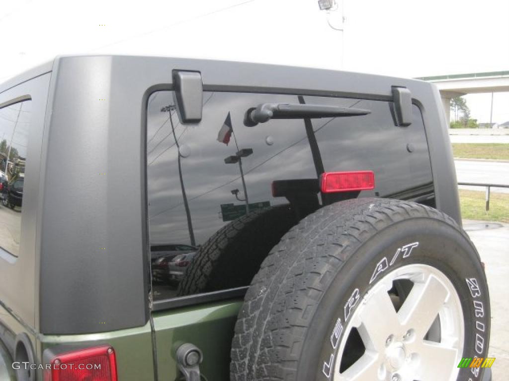 2009 Wrangler Unlimited Sahara 4x4 - Jeep Green Metallic / Dark Slate Gray/Medium Slate Gray photo #54