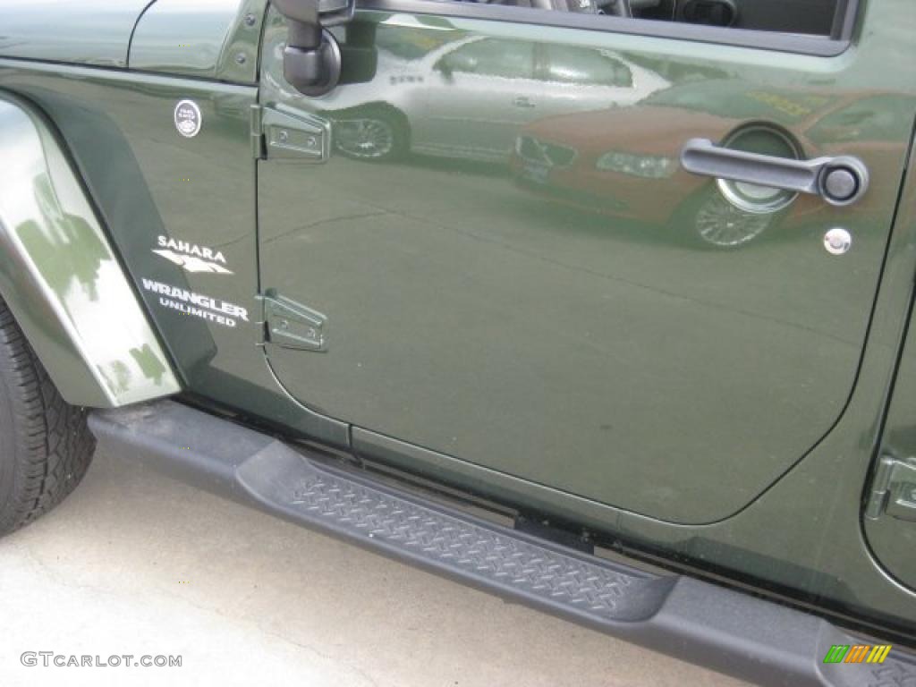2009 Wrangler Unlimited Sahara 4x4 - Jeep Green Metallic / Dark Slate Gray/Medium Slate Gray photo #58