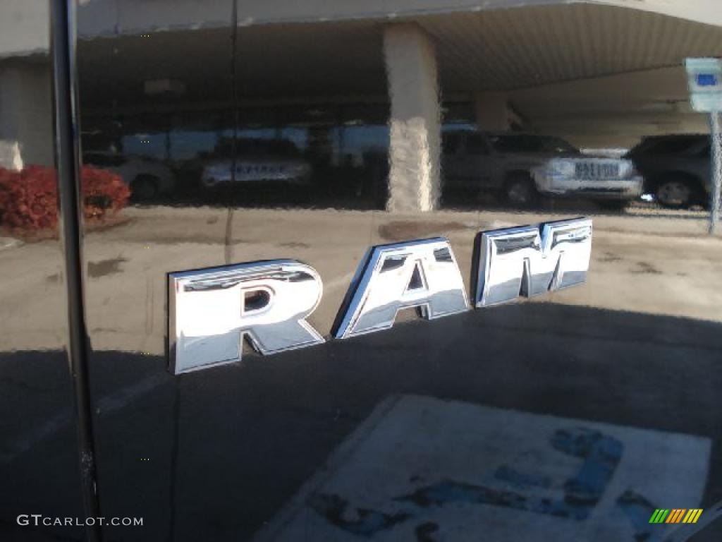 2009 Ram 1500 Laramie Crew Cab 4x4 - Brilliant Black Crystal Pearl / Light Pebble Beige/Bark Brown photo #34