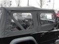 Black - Wrangler SE 4x4 Photo No. 14