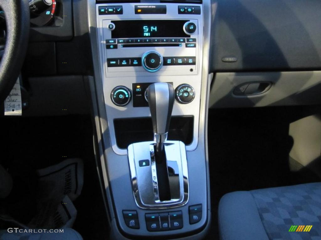 2008 Chevrolet Equinox LS AWD Controls Photo #43549147