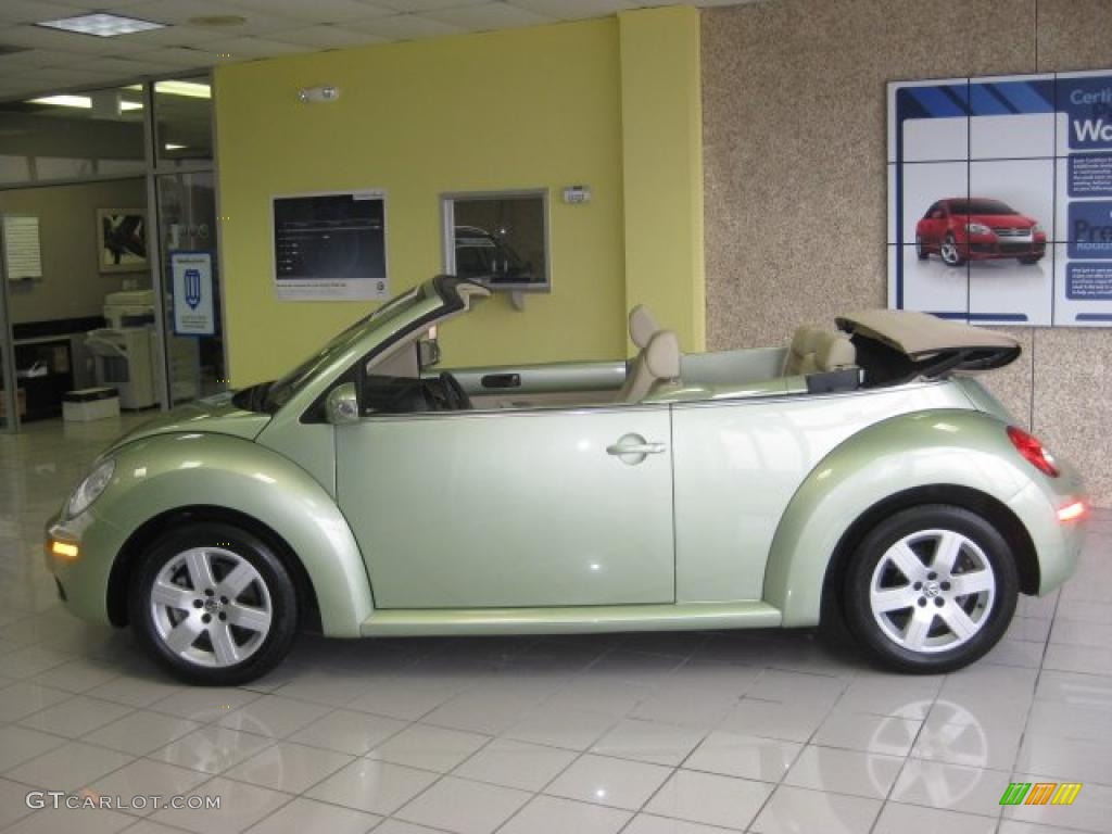 2007 New Beetle 2.5 Convertible - Gecko Green Metallic / Cream photo #2