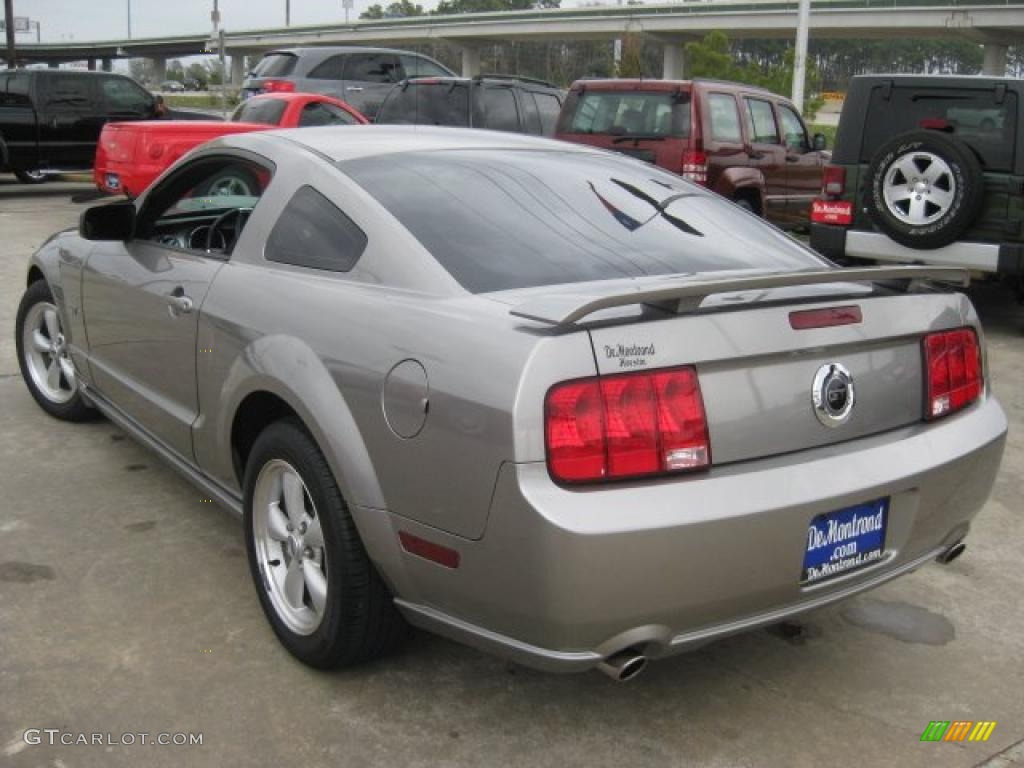 Vapor Silver Metallic 2008 Ford Mustang GT Deluxe Coupe Exterior Photo #43551445