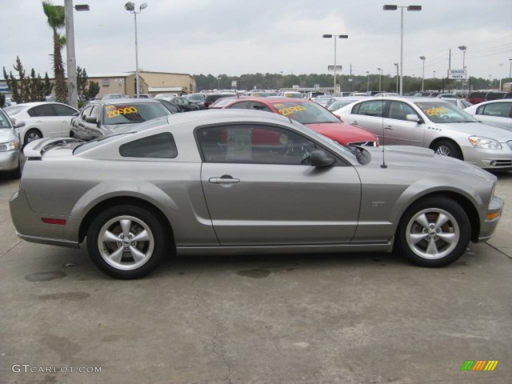 2008 Mustang GT Deluxe Coupe - Vapor Silver Metallic / Dark Charcoal photo #7