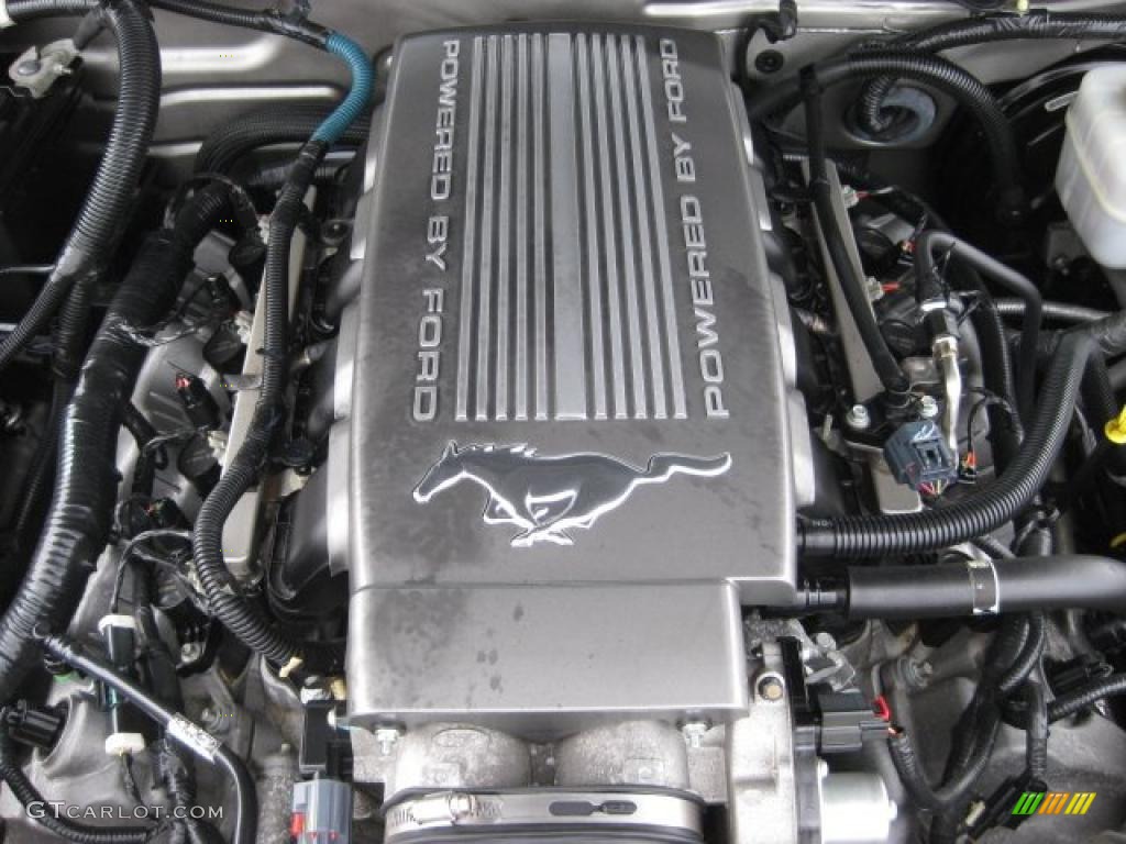 2008 Mustang GT Deluxe Coupe - Vapor Silver Metallic / Dark Charcoal photo #48