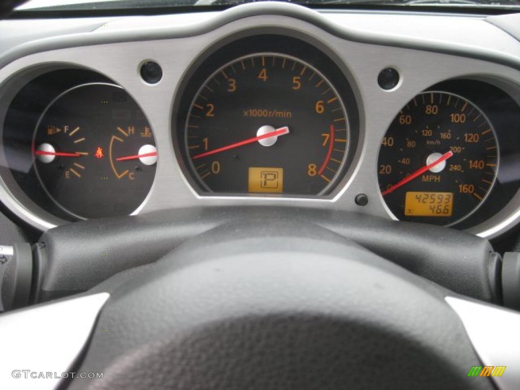 2006 Nissan 350Z Grand Touring Coupe Gauges Photo #43553329