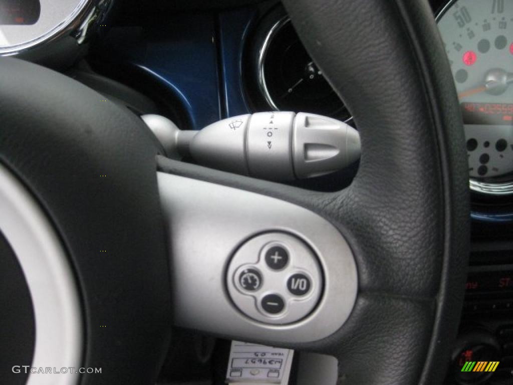 2005 Mini Cooper S Convertible Controls Photo #43553629