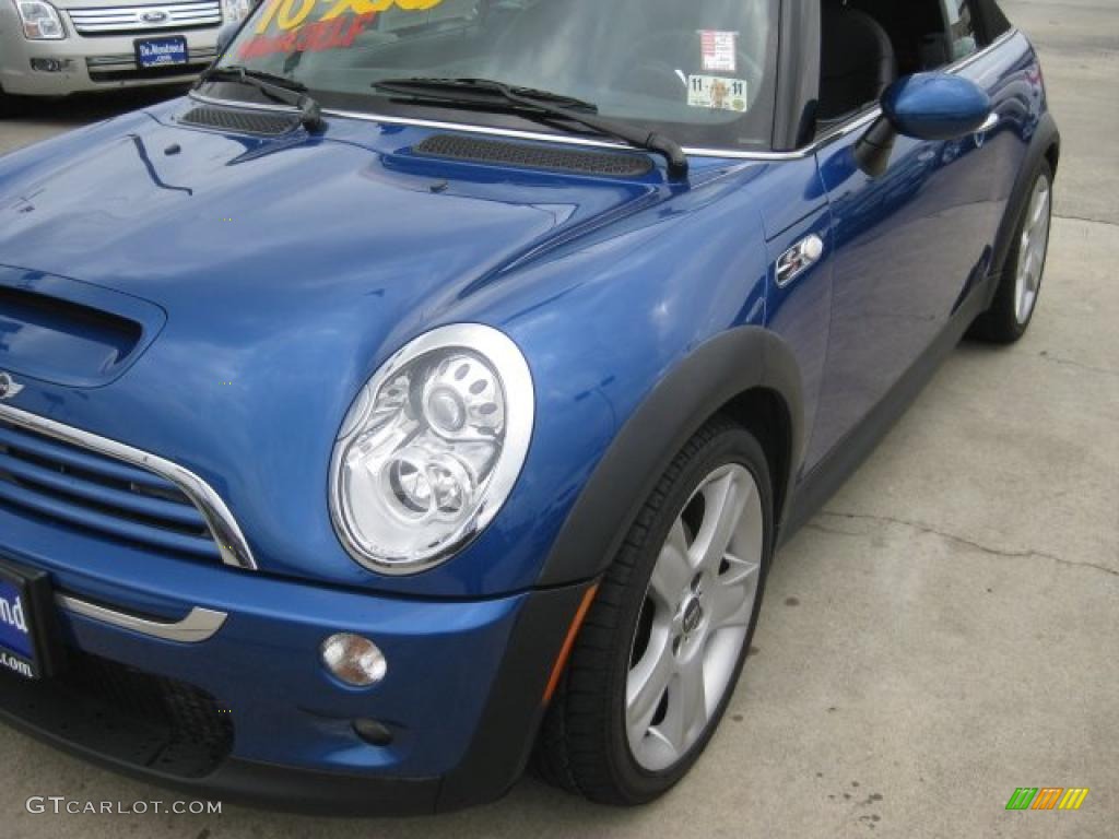 2005 Cooper S Convertible - Hyper Blue Metallic / Panther Black photo #63