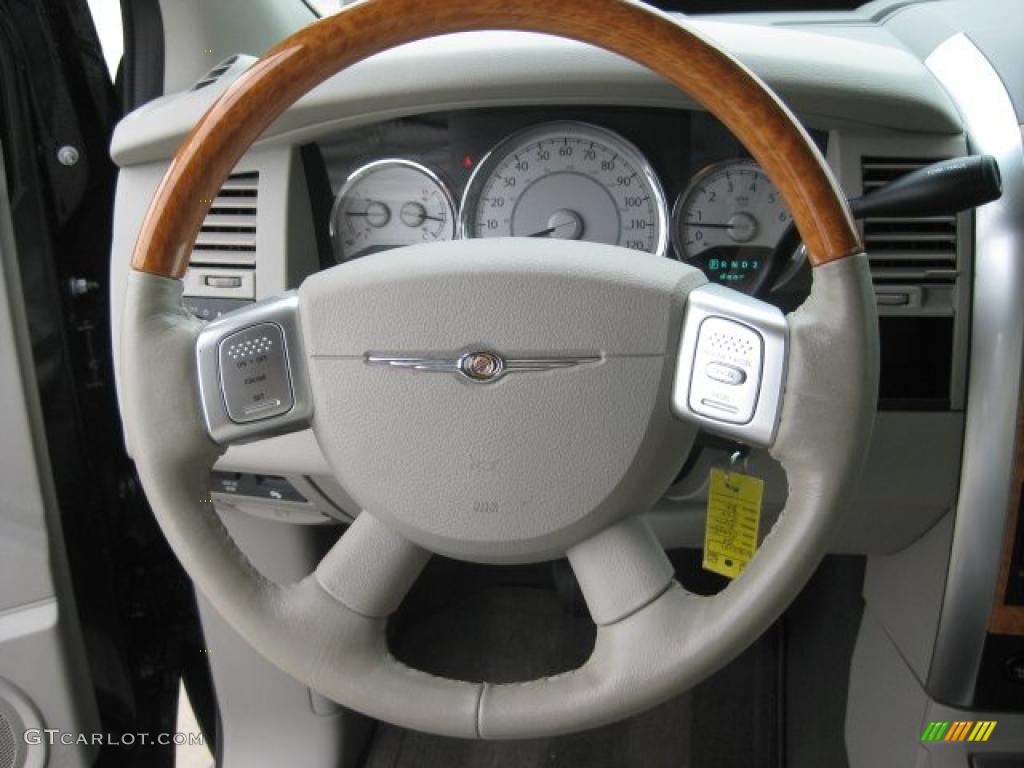 2009 Chrysler Aspen Limited Light Graystone Steering Wheel Photo #43554125